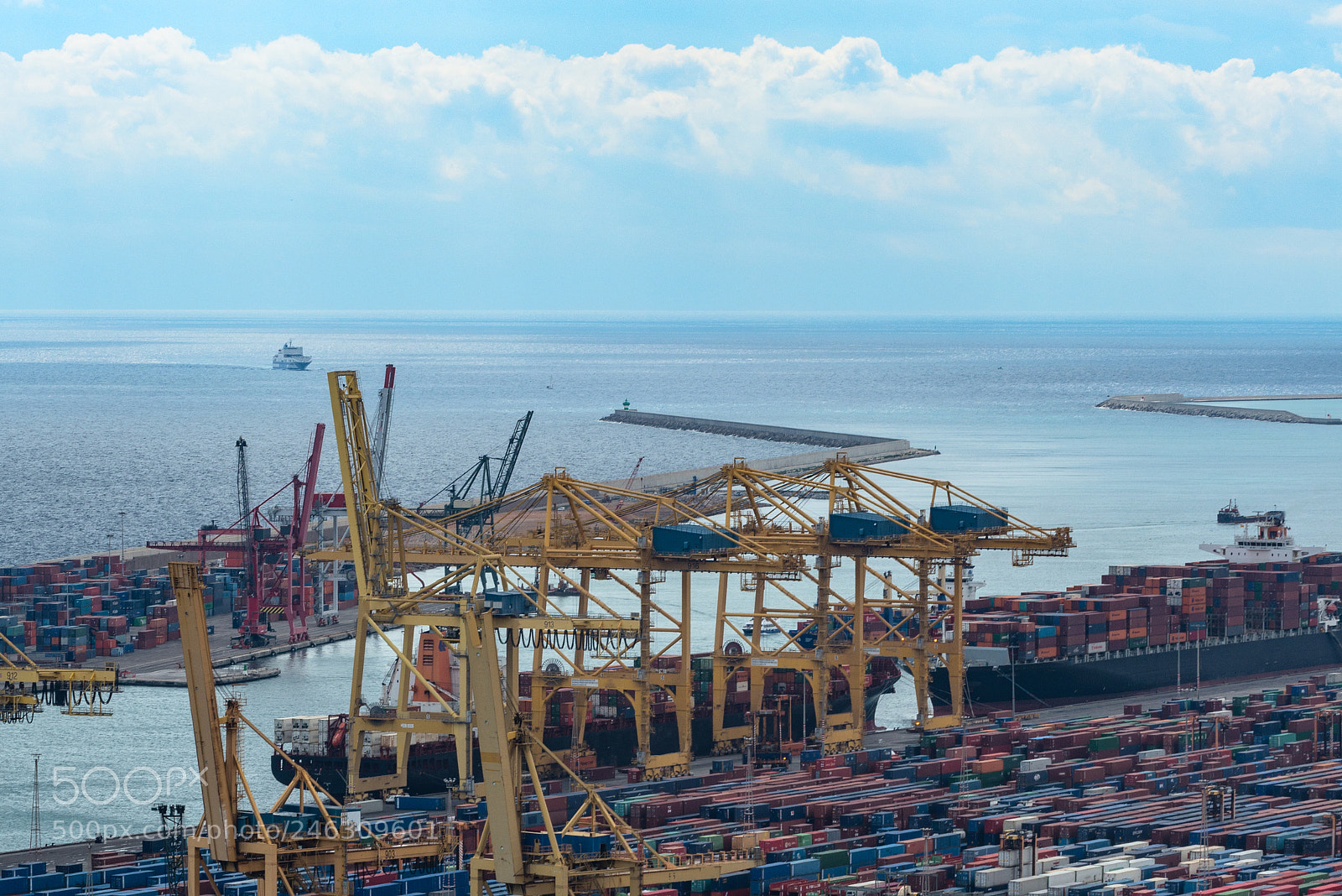 Nikon D610 sample photo. Barcelona, spain. great maritime photography