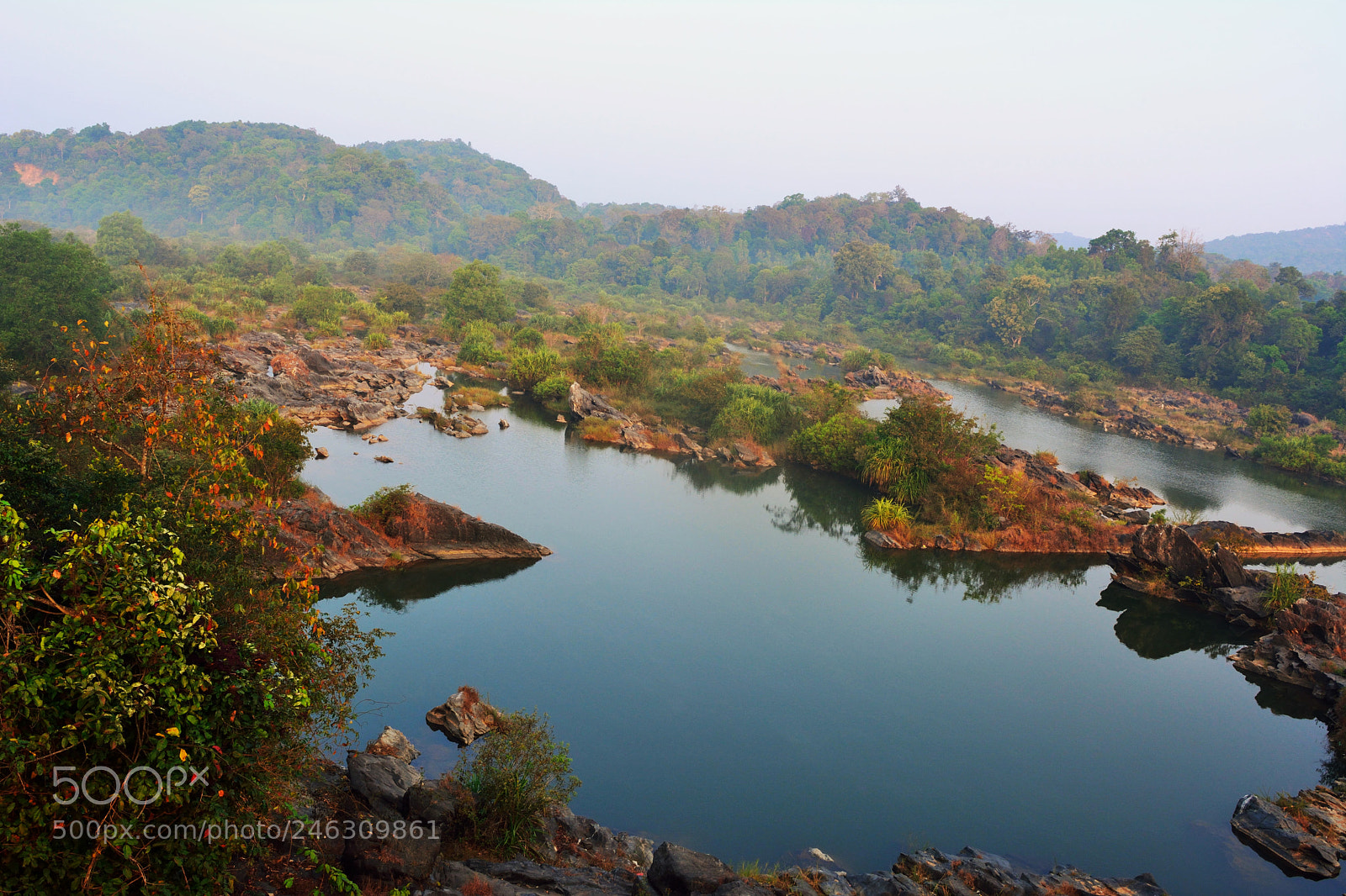 Nikon D5200 sample photo. () photography