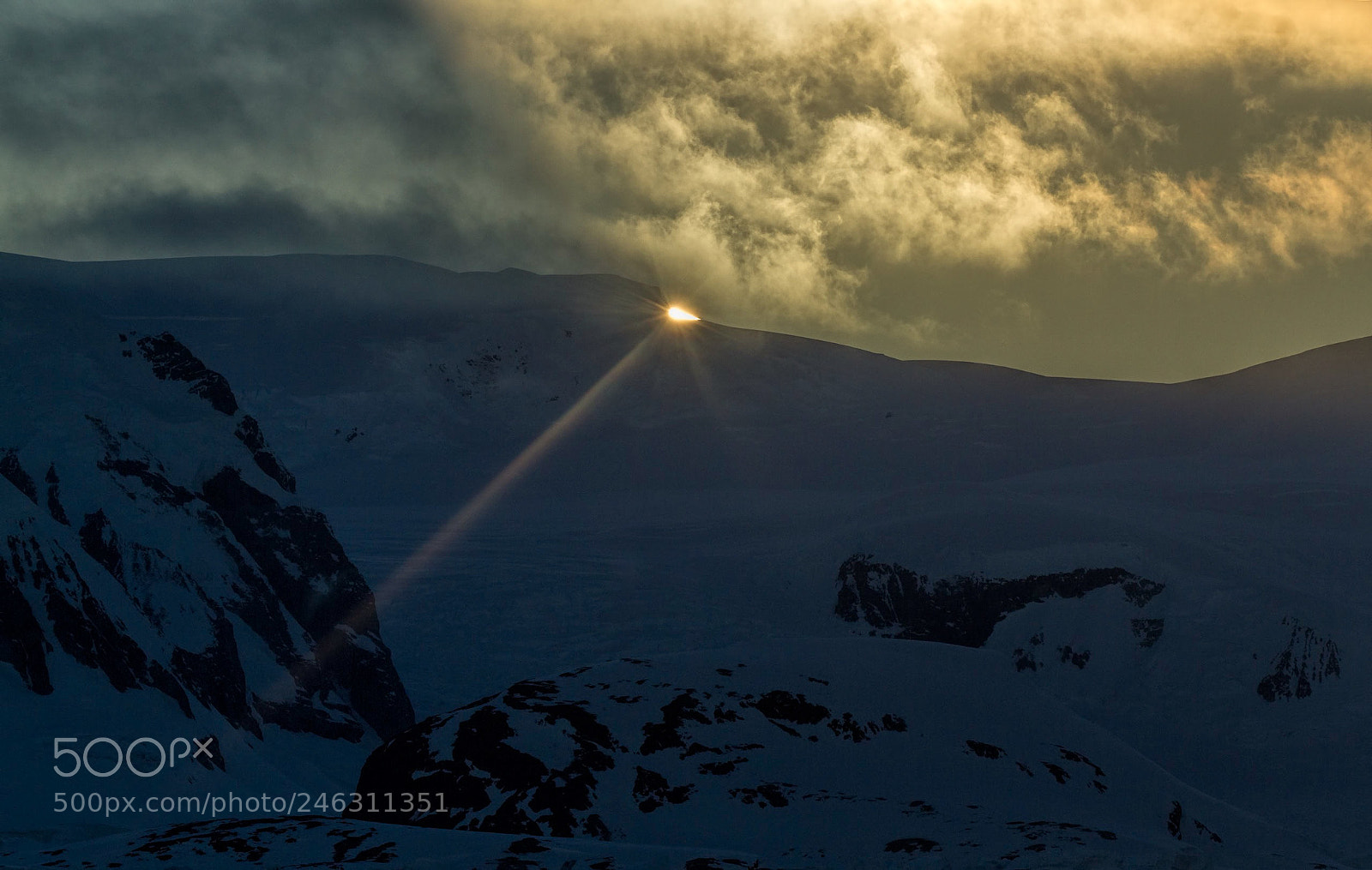 Canon EOS 7D sample photo. Sunrise in antarctica photography