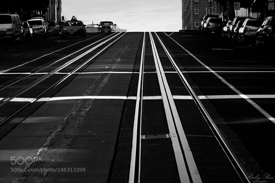 Olympus OM-D E-M1 Mark II sample photo. The city tracks photography