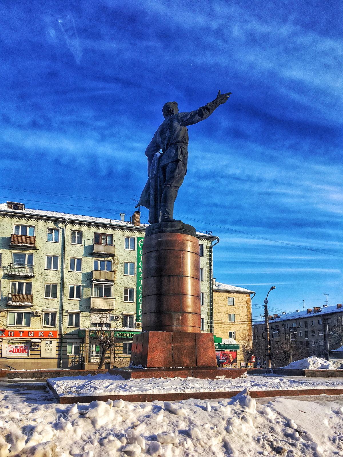 Apple iPhone SE sample photo. Kirov city, russia photography