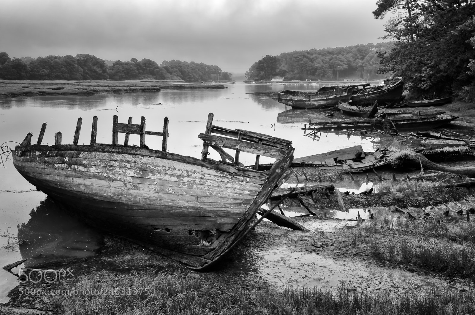 Nikon D300 sample photo. Boat cemetery photography