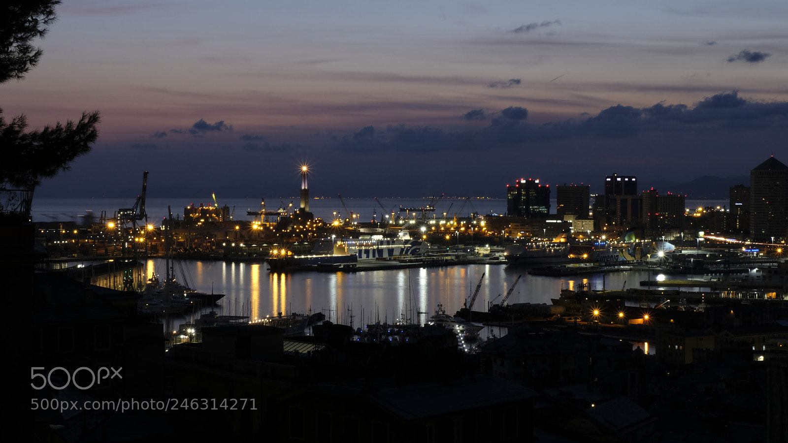 Fujifilm X-T20 sample photo. Genova by night photography