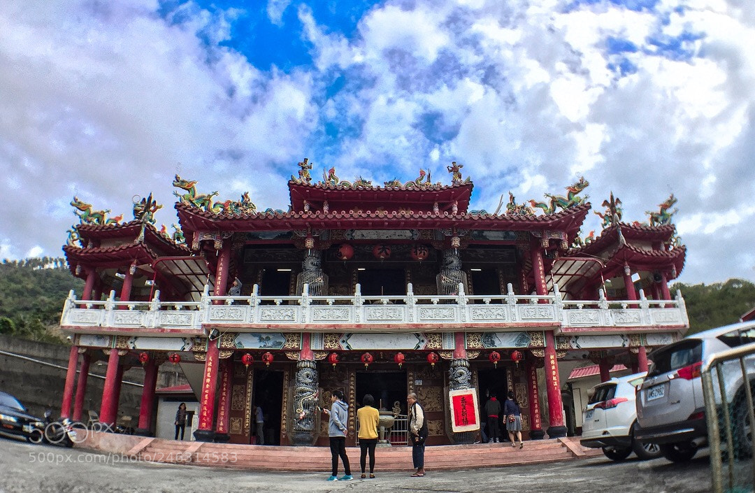 Apple iPhone 6 sample photo. Temple photography