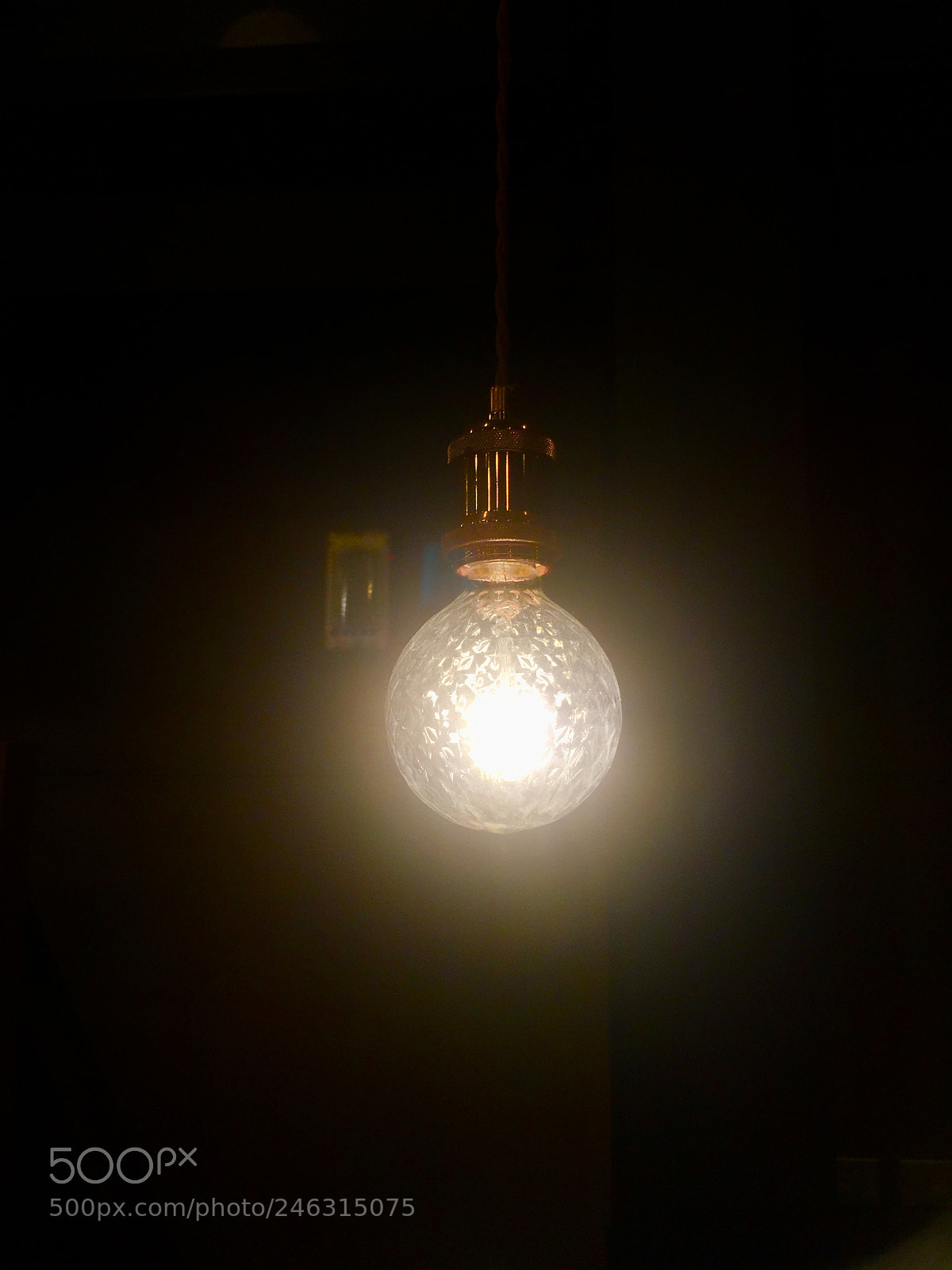 Apple iPhone SE sample photo. The darkest light. photography