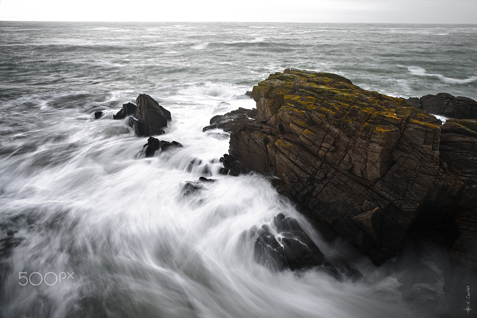 Canon EOS 6D + Canon EF 300mm F2.8L IS II USM sample photo. Solid like a rock photography