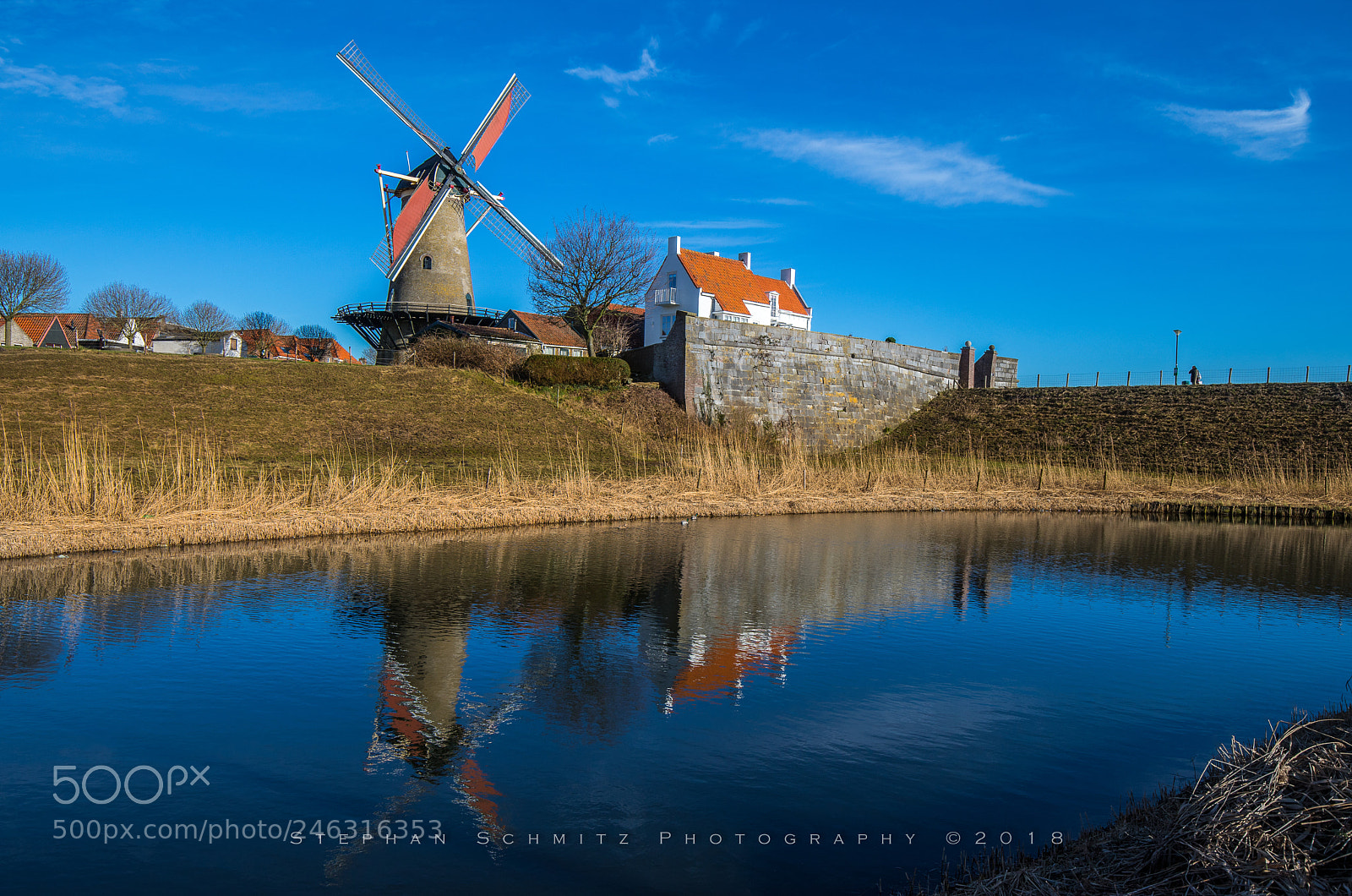 Canon EOS 6D Mark II sample photo. Blue sky photography