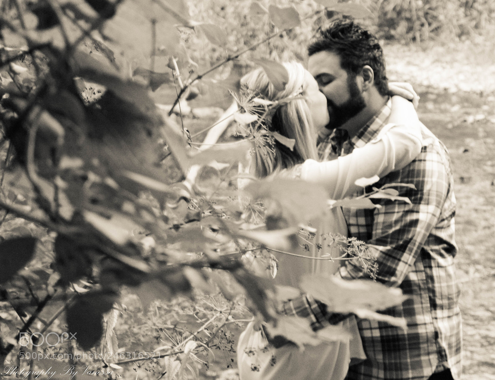 Canon EOS 700D (EOS Rebel T5i / EOS Kiss X7i) sample photo. Engagement session photography