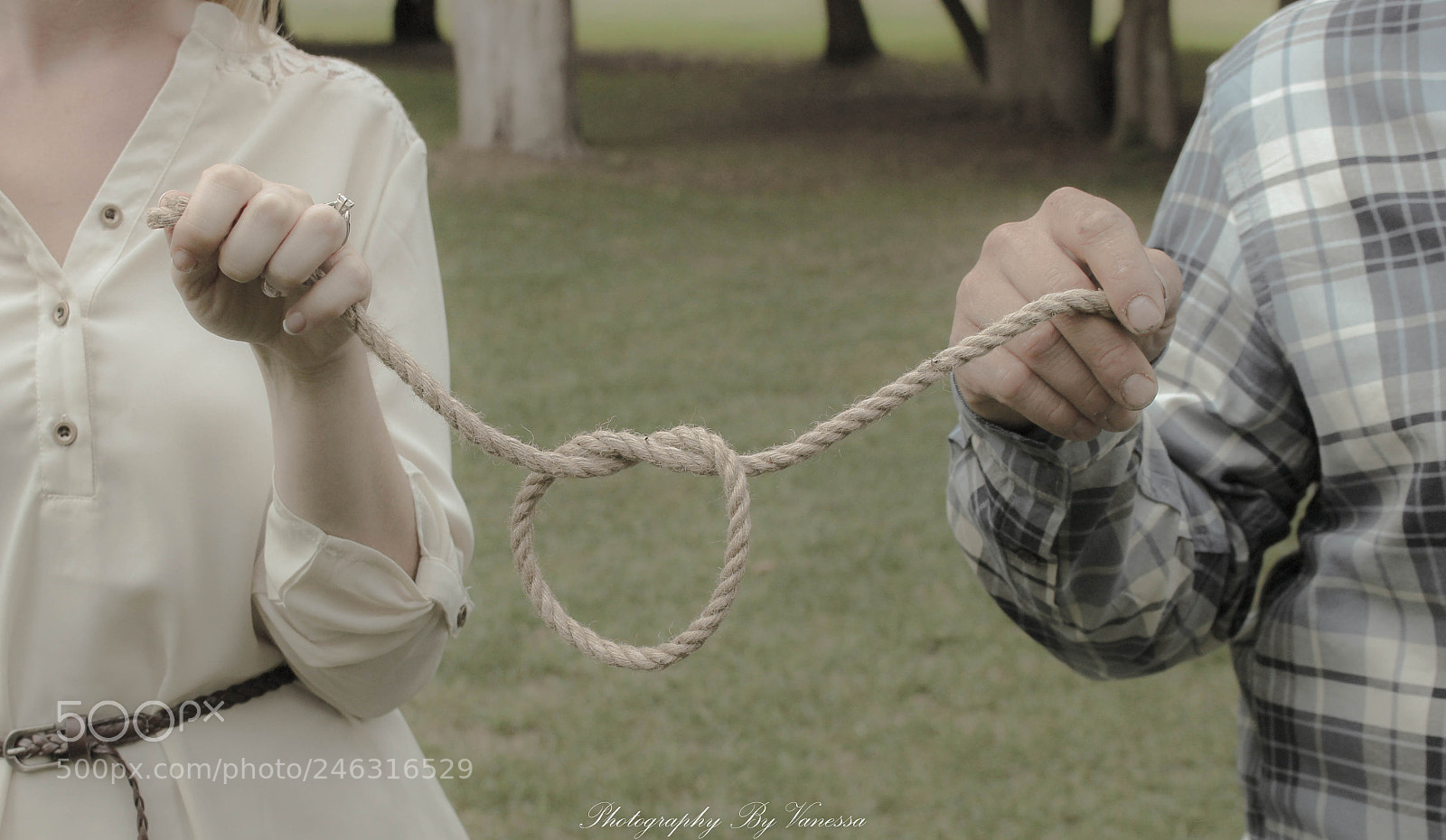 Canon EOS 700D (EOS Rebel T5i / EOS Kiss X7i) sample photo. Engagement session photography