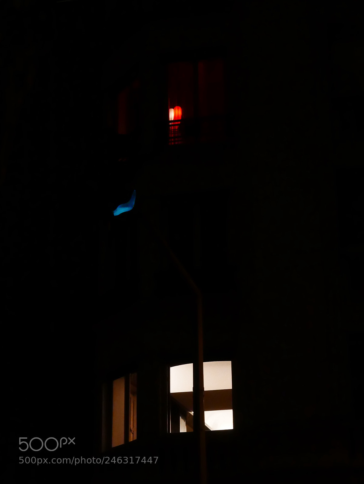 Panasonic Lumix DMC-LX100 sample photo. By night ... waiting photography
