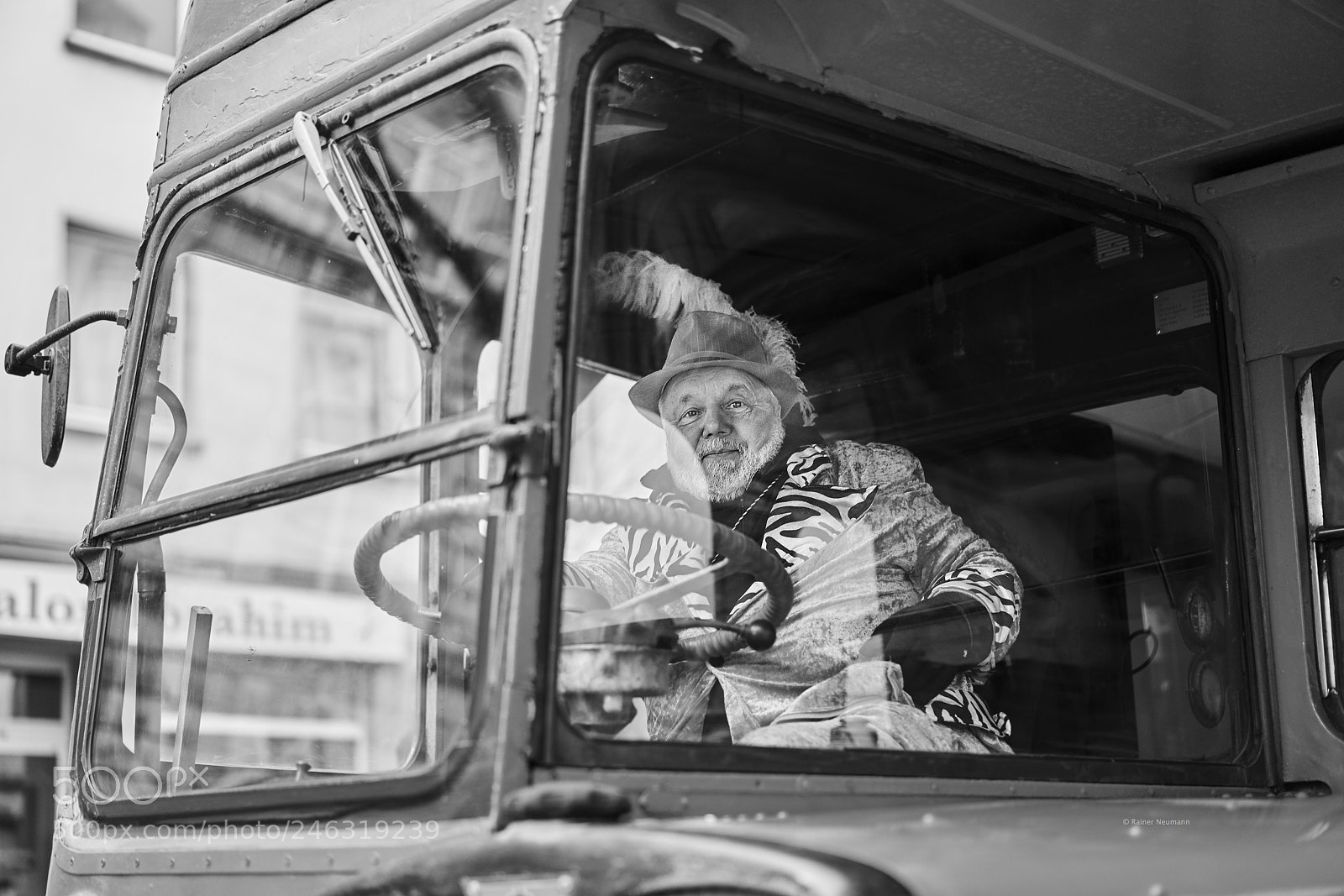 Sony a7R II sample photo. Mann 381 b&w photography