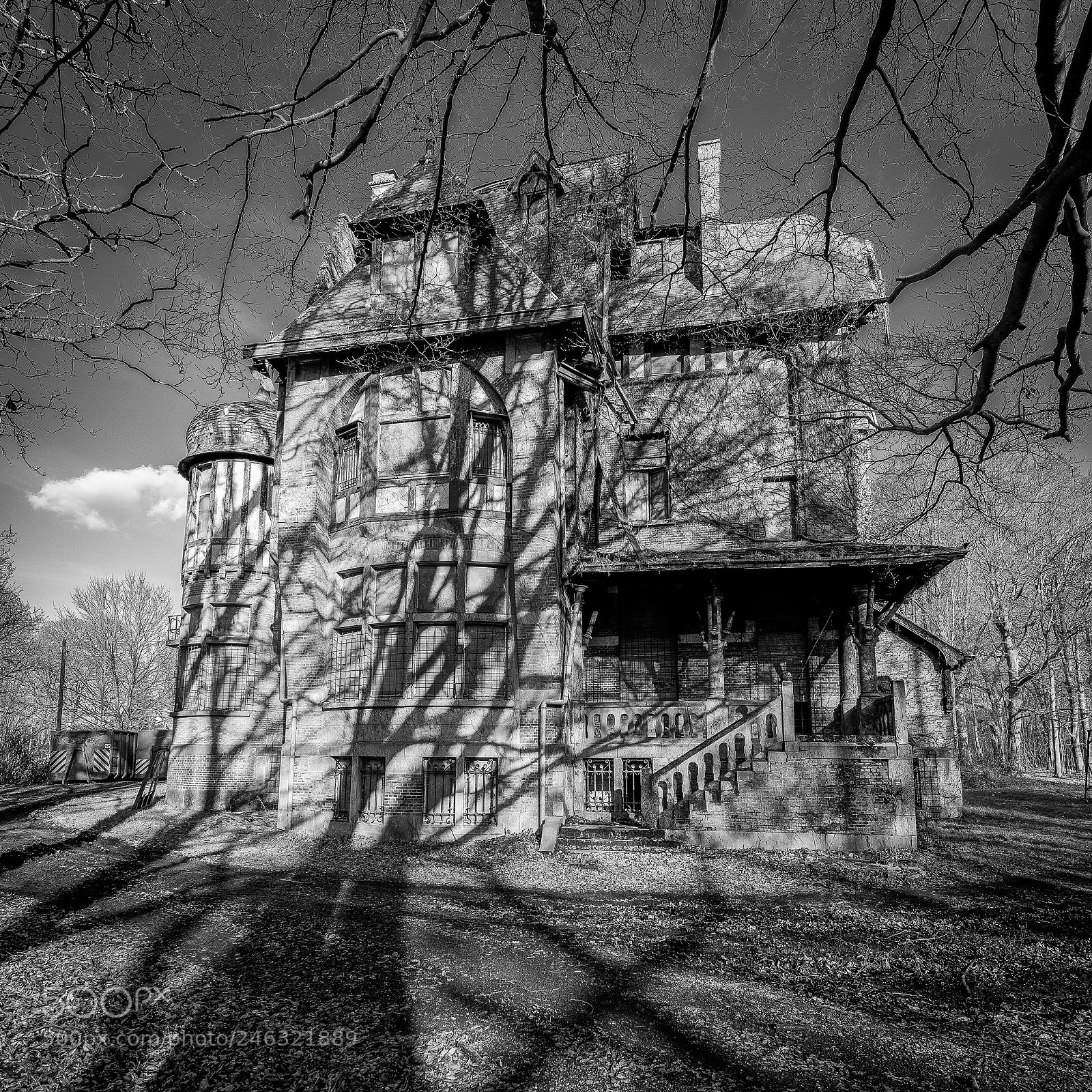 Pentax K-1 sample photo. Tentacled villa photography