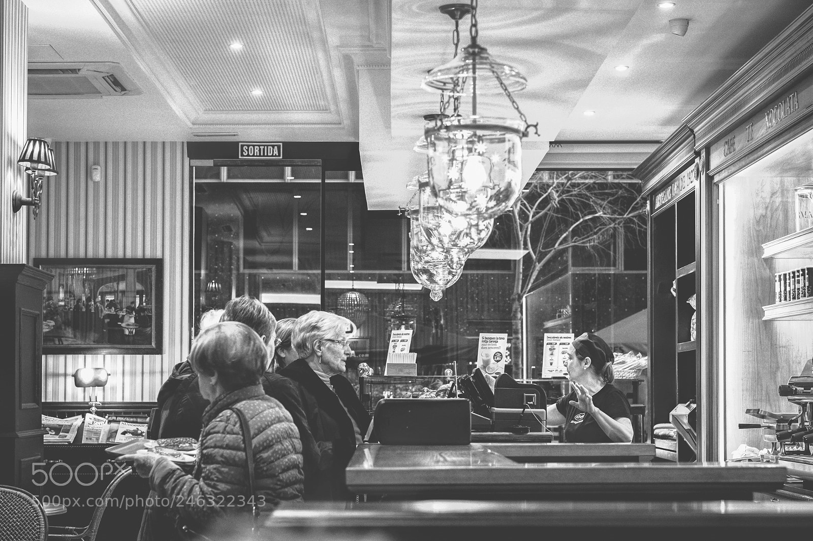 Fujifilm X-T2 sample photo. Coffeeshop scene photography