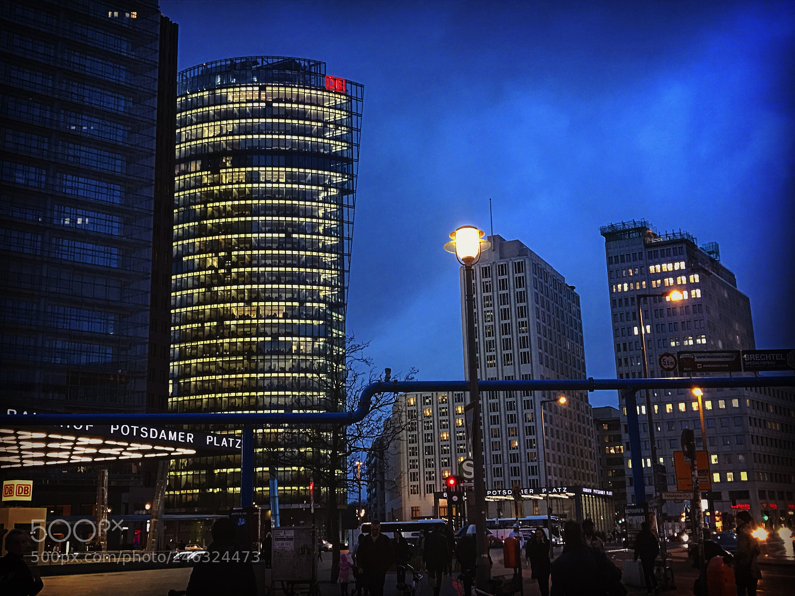 Apple iPhone 7 sample photo. Berlin by night photography