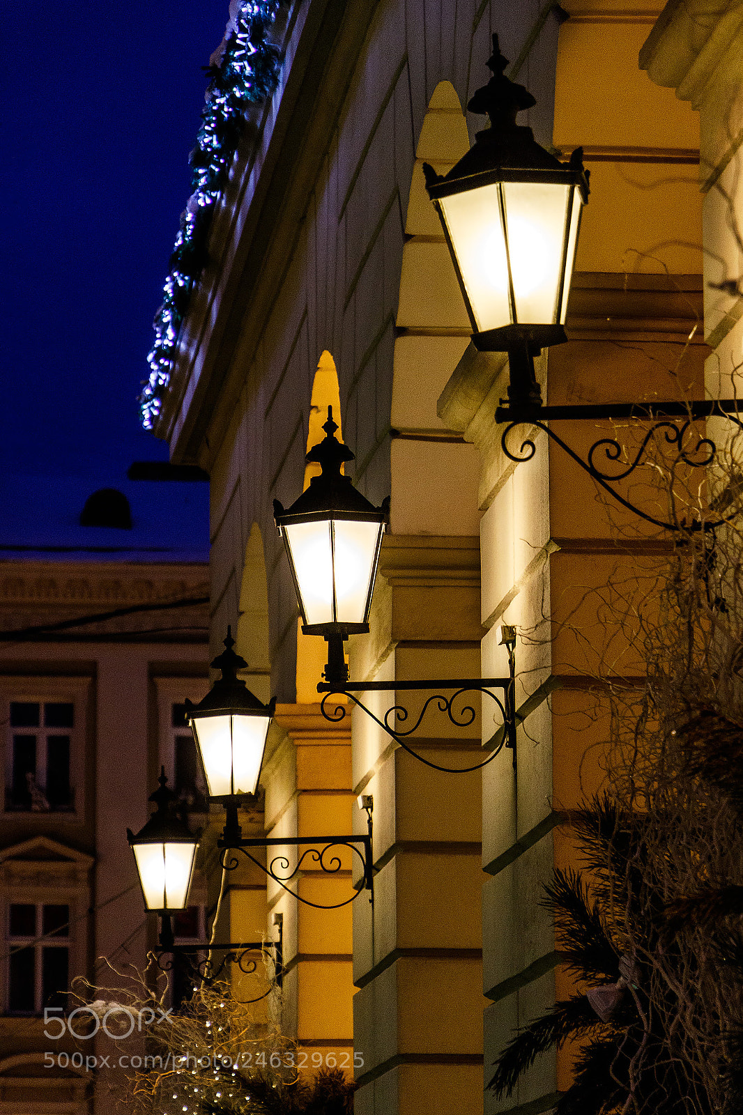 Canon EOS 7D Mark II sample photo. Lanterns photography
