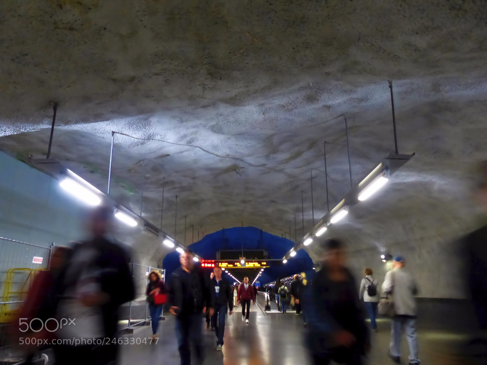Panasonic Lumix DMC-FZ200 sample photo. T centralen photography