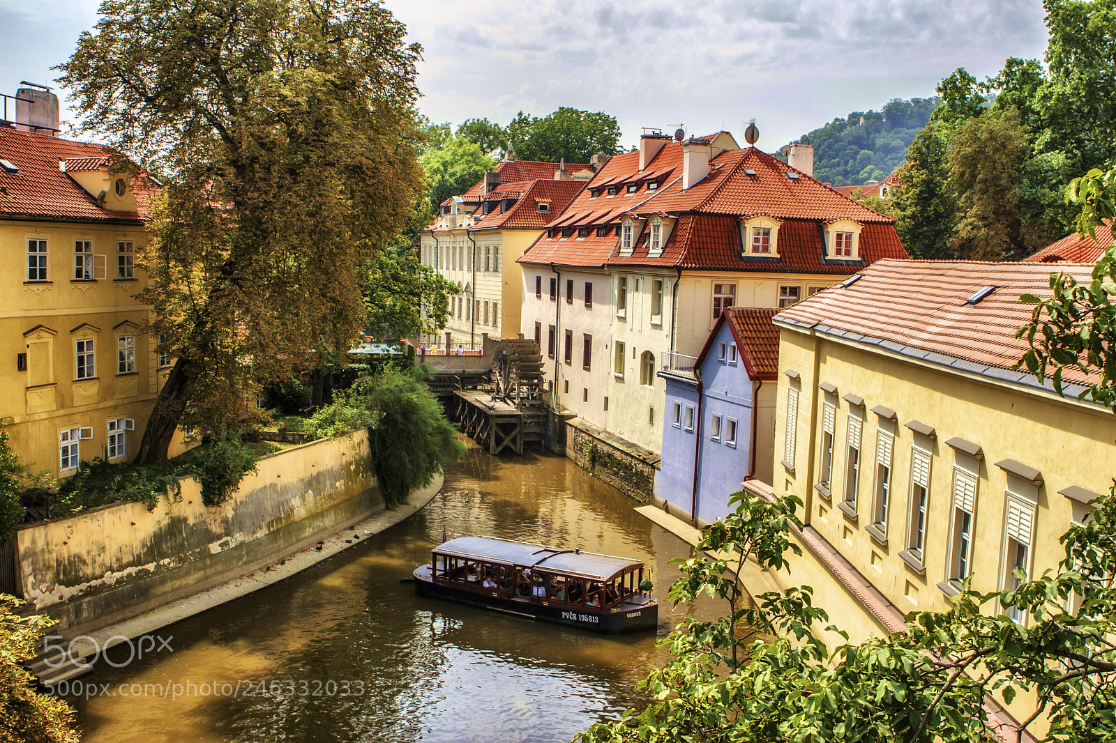Canon EOS 20D sample photo. Prague photography