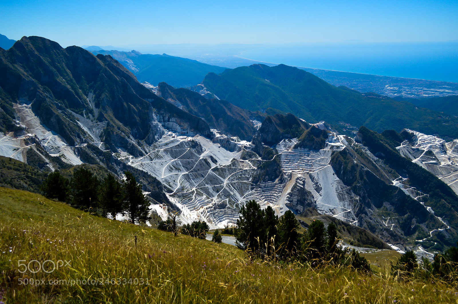 Nikon D3200 sample photo. Cave di carrara photography