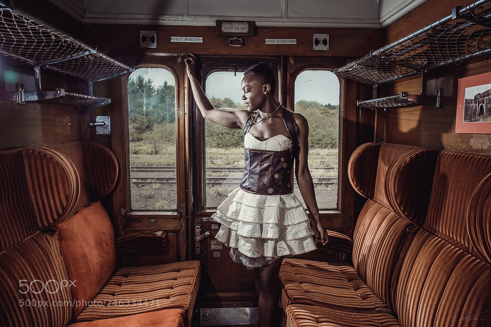 Fujifilm X-T1 sample photo. Train photography