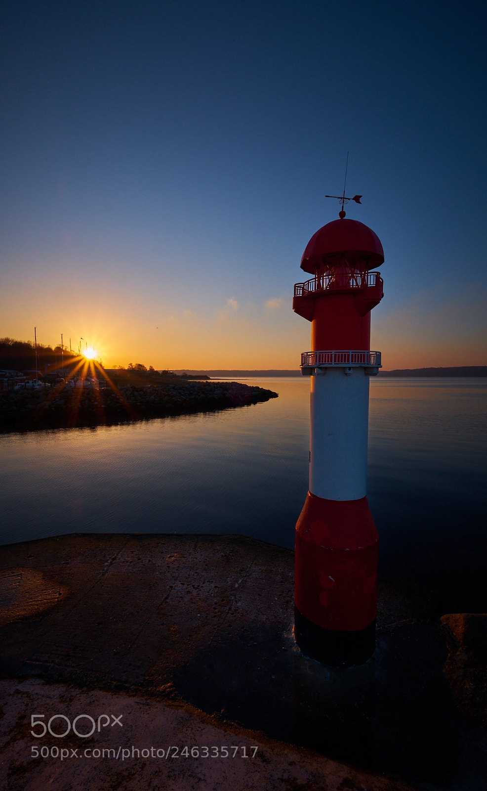 Fujifilm X-T2 sample photo. The sailors torch photography