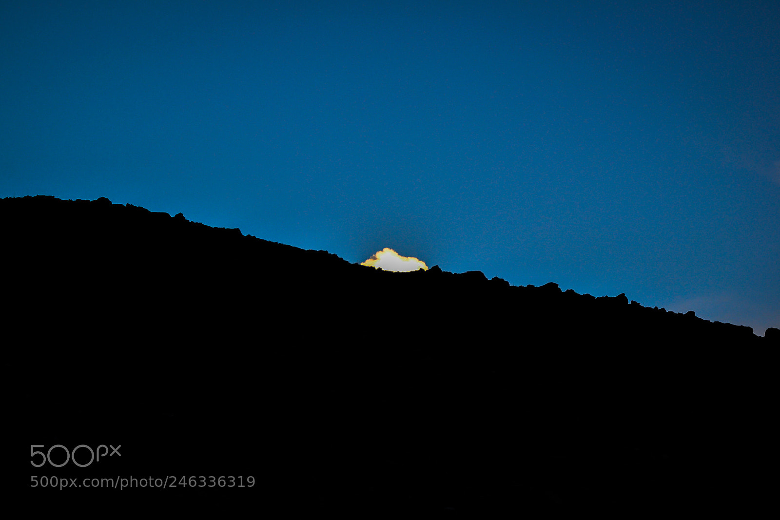 Nikon D3100 sample photo. Trekking al avi n photography