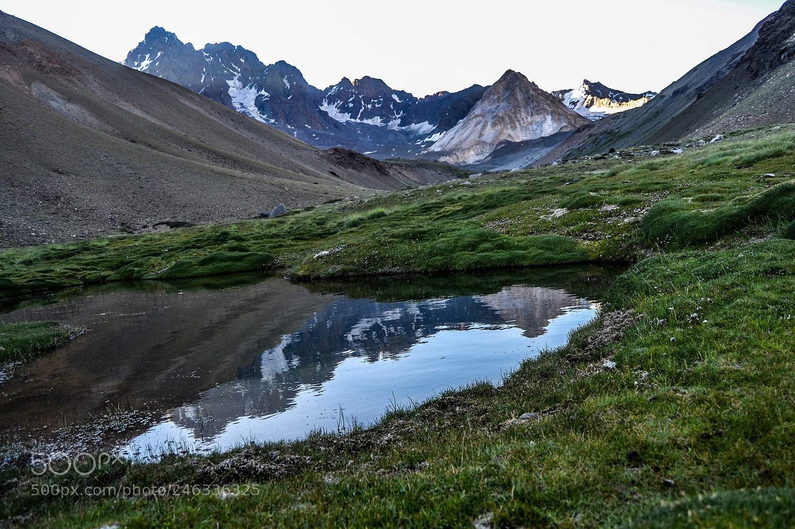 Nikon D3100 sample photo. Trekking al avi n photography