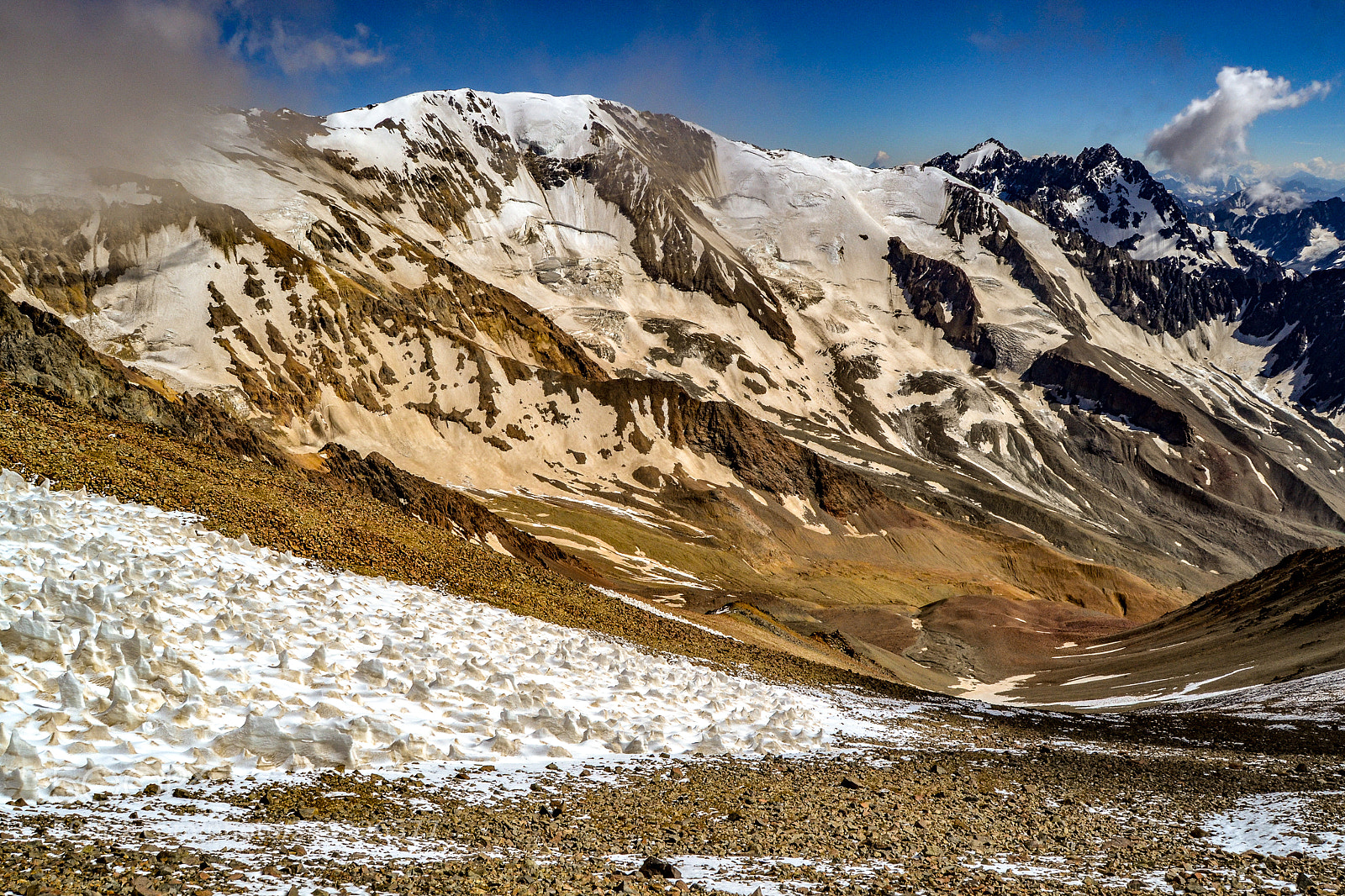 Nikon D3100 sample photo. Trekking al avi n photography