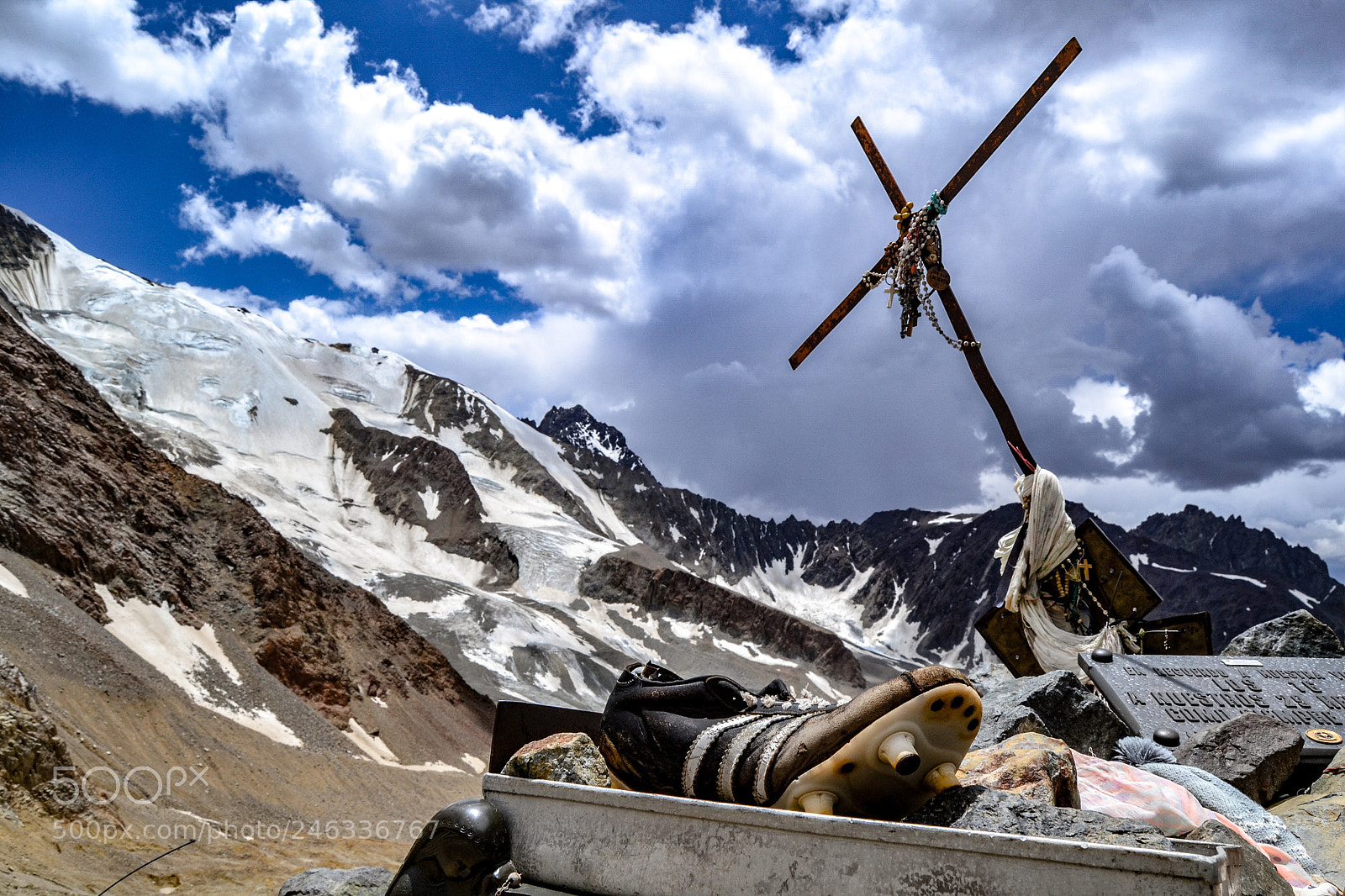 Nikon D3100 sample photo. Trekking al avi n photography