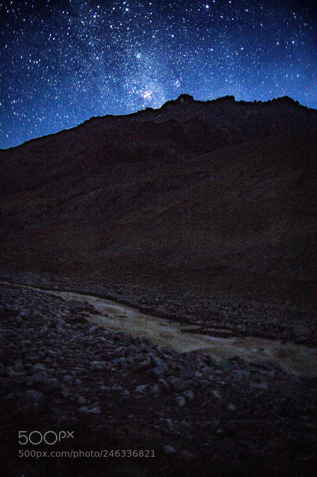 Nikon D3100 sample photo. Trekking al avi n photography