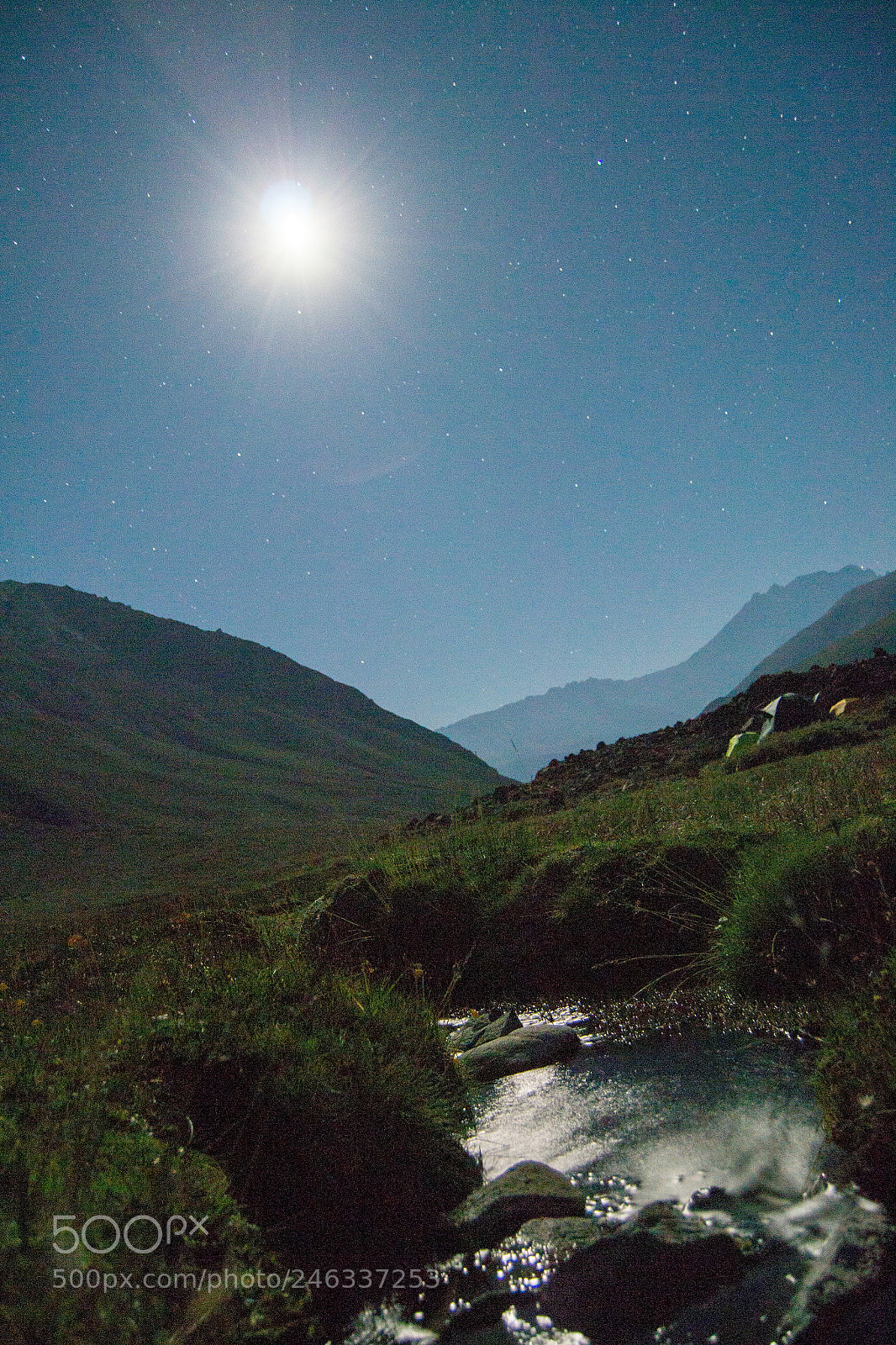 Nikon D3100 sample photo. Trekking al avi n photography