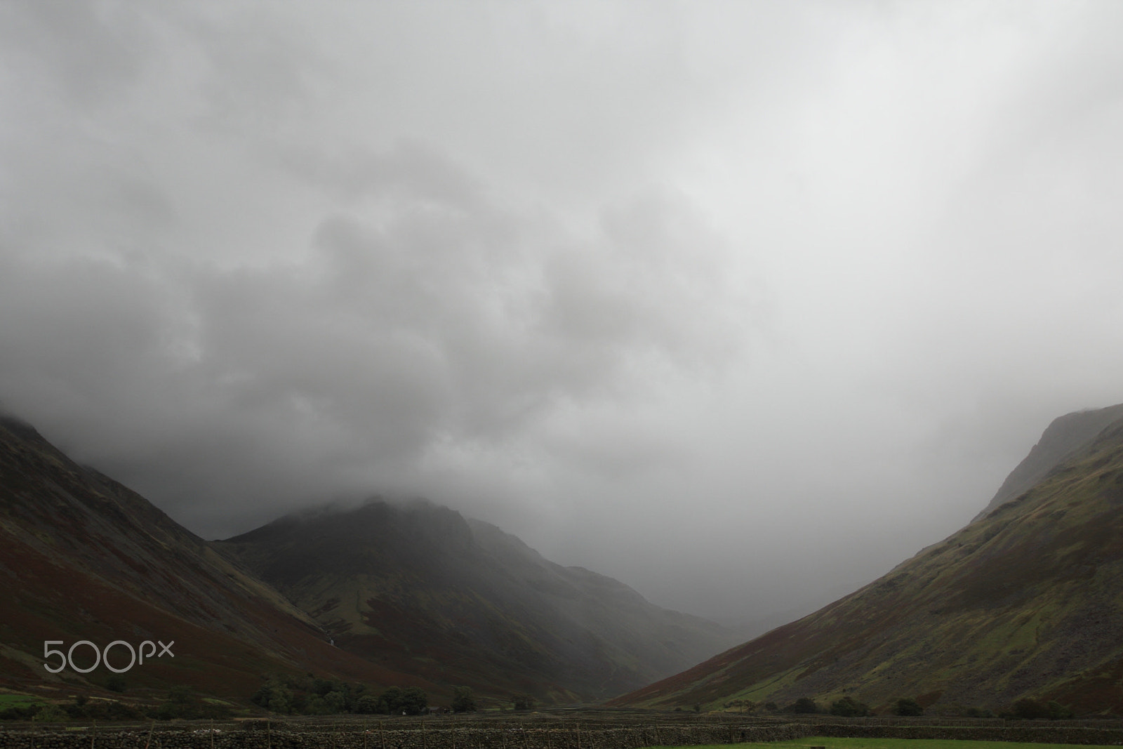 Canon EOS 60D + Sigma 8-16mm F4.5-5.6 DC HSM sample photo. Here comes the weather photography