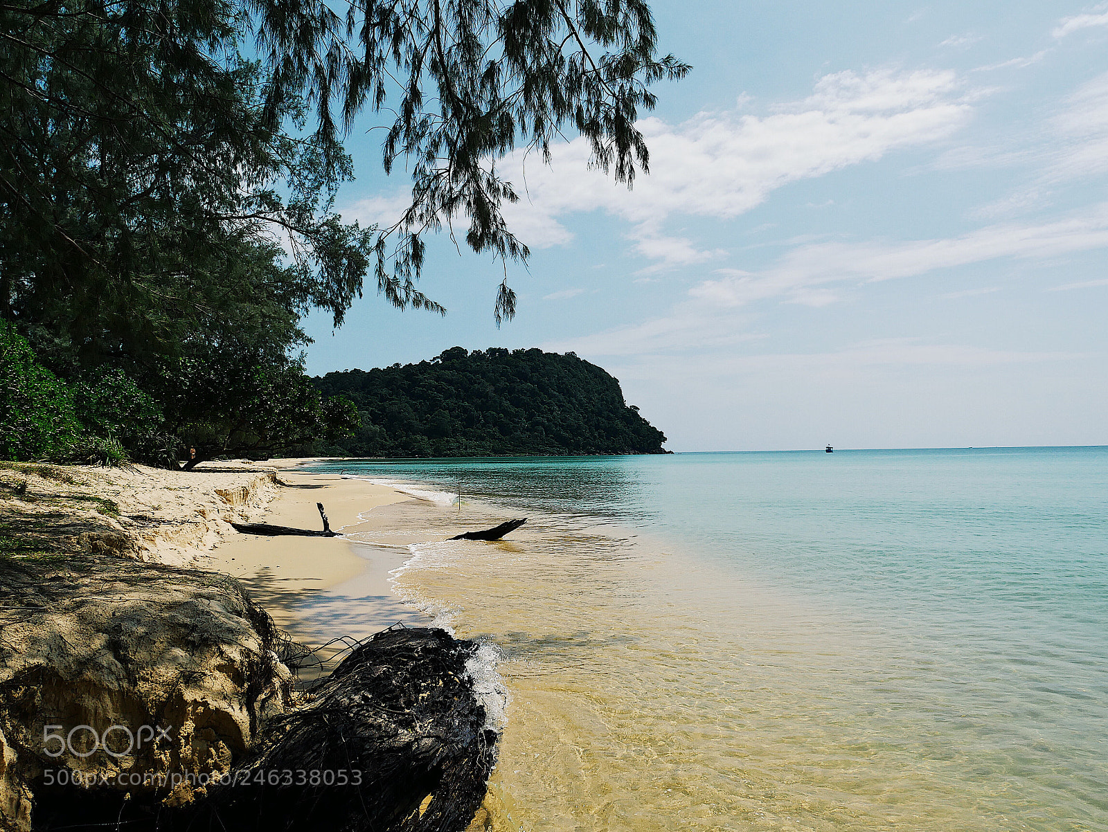 Panasonic Lumix DMC-GX85 (Lumix DMC-GX80 / Lumix DMC-GX7 Mark II) sample photo. Cambodian paradise photography