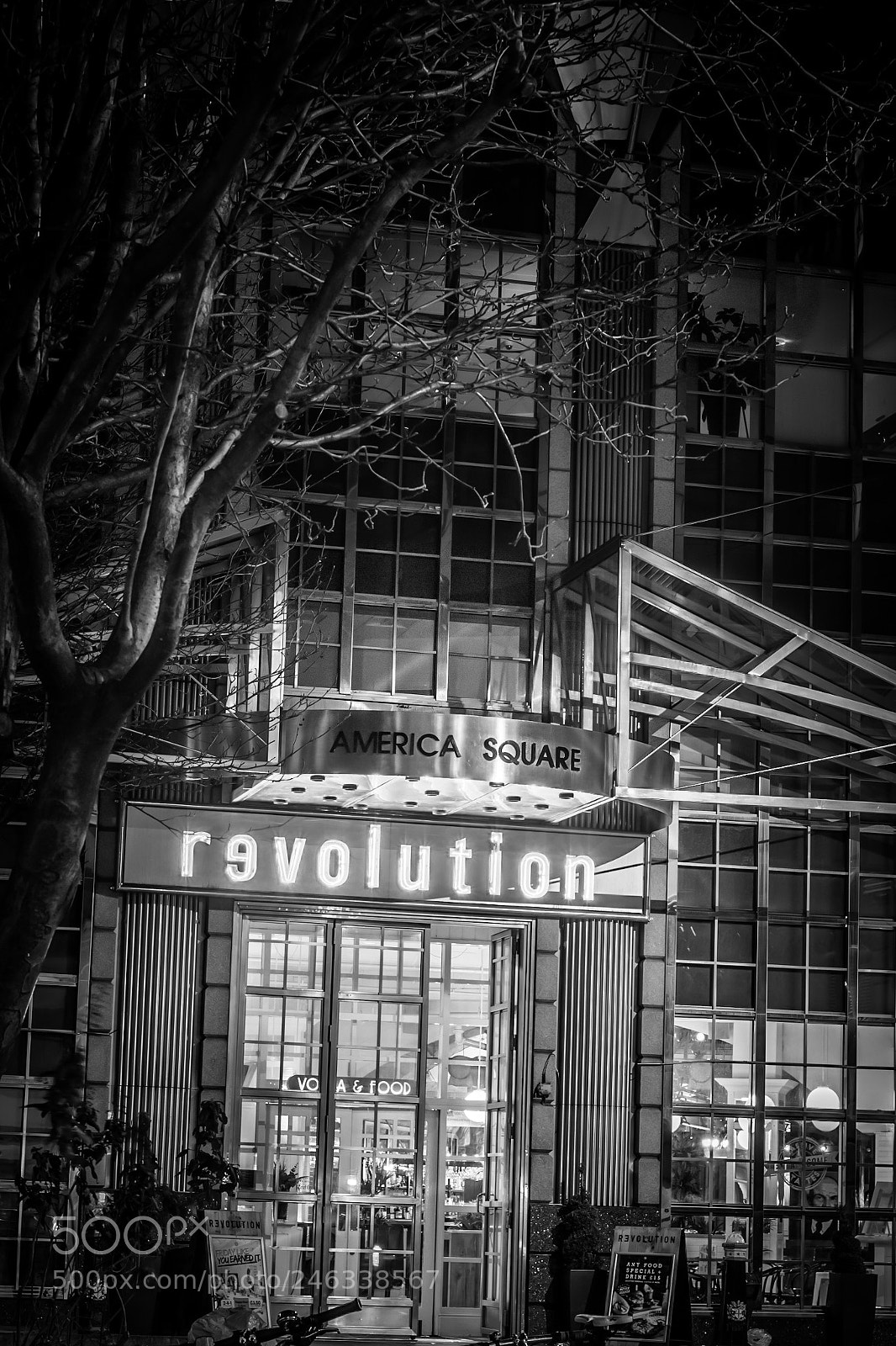 Canon EOS 1300D (EOS Rebel T6 / EOS Kiss X80) sample photo. Viva la revolution photography