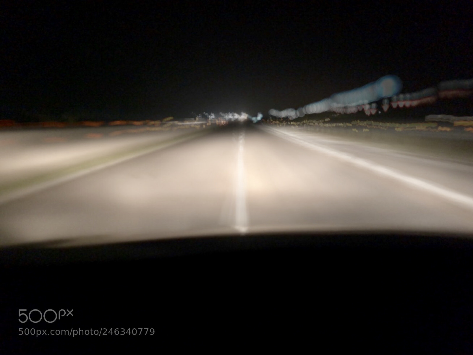 Apple iPhone X sample photo. On the road!! photography