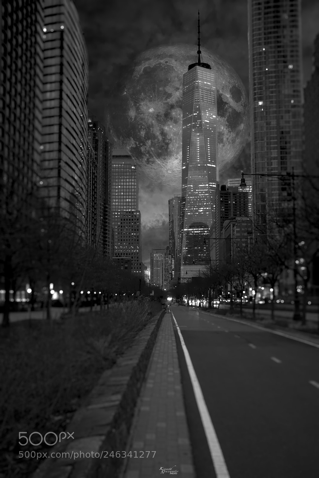 Canon EOS M5 sample photo. Moon and city photography
