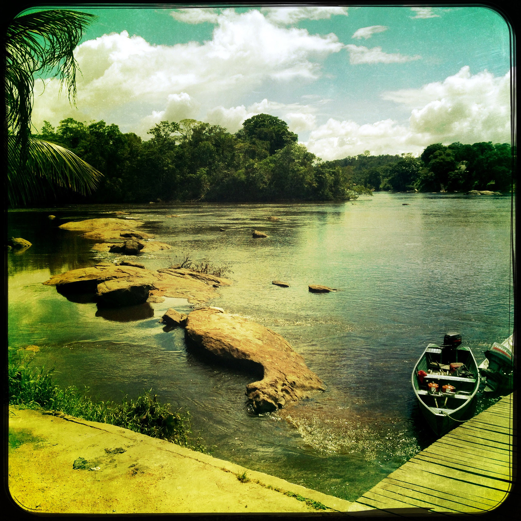 Hipstamatic 332 sample photo. Quiet morning in amazonia 04 photography