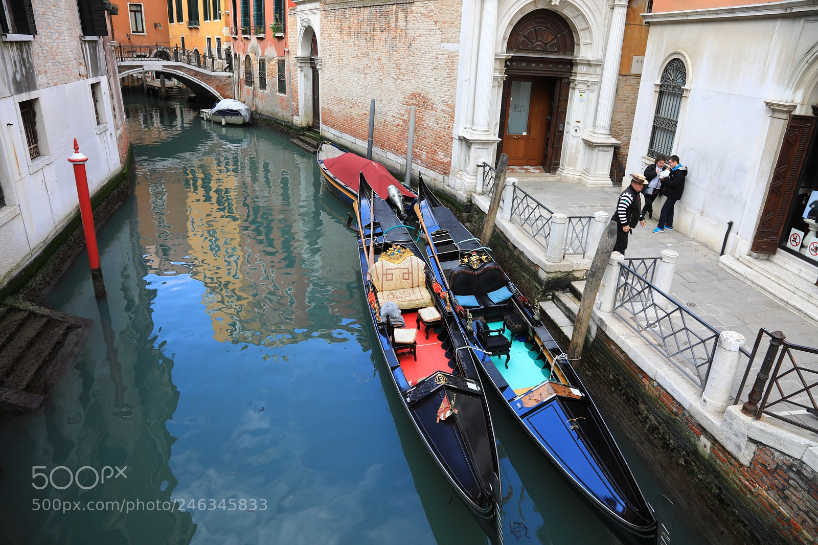 Canon EF 24-105mm F4L IS USM sample photo. Venice gondoles photography
