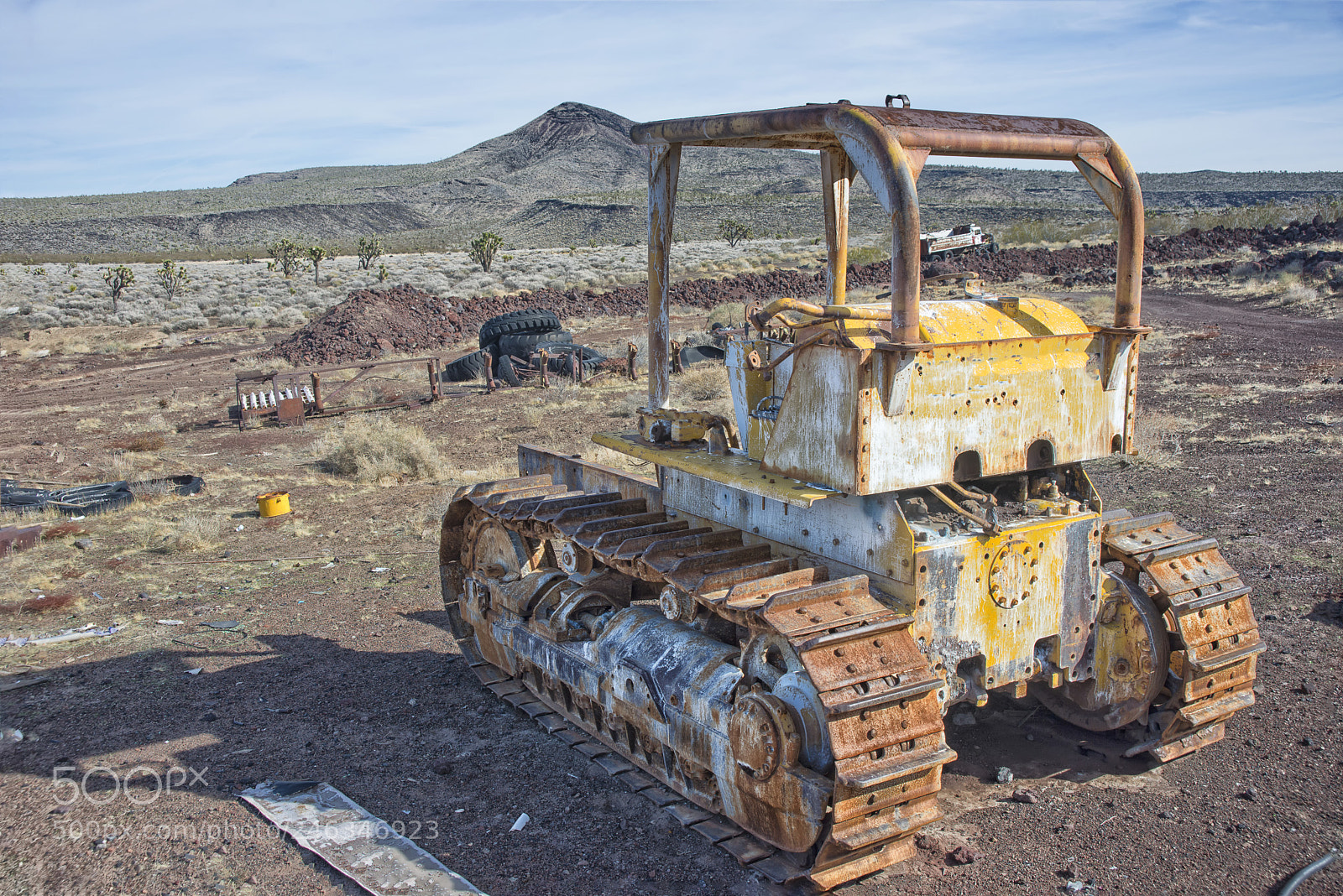 Nikon D800 sample photo. Tracks photography