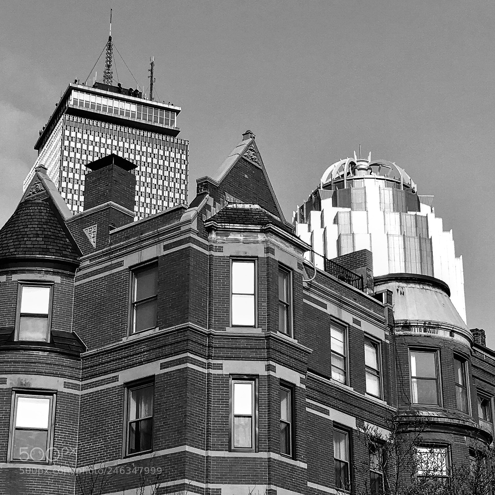Apple iPhone SE sample photo. South end boston b-w photography