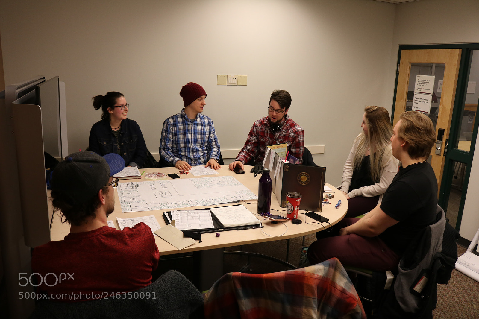 Canon EOS 750D (EOS Rebel T6i / EOS Kiss X8i) sample photo. Dungeons & dragons photography