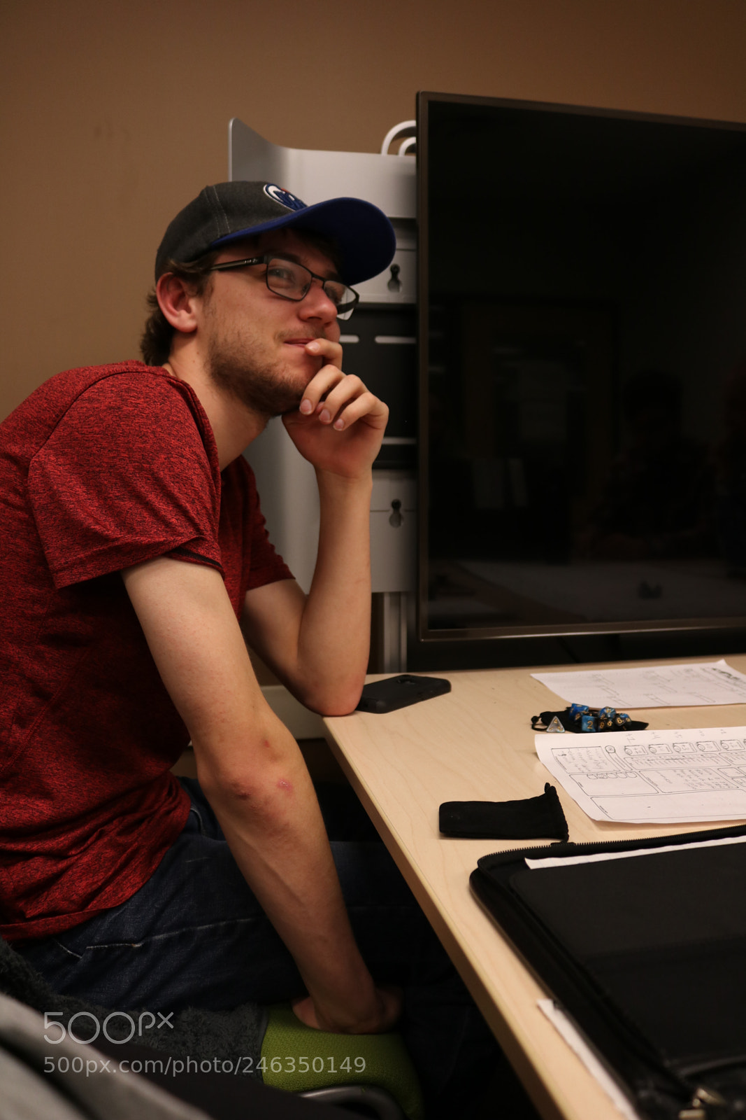 Canon EOS 750D (EOS Rebel T6i / EOS Kiss X8i) sample photo. Dungeons & dragons photography