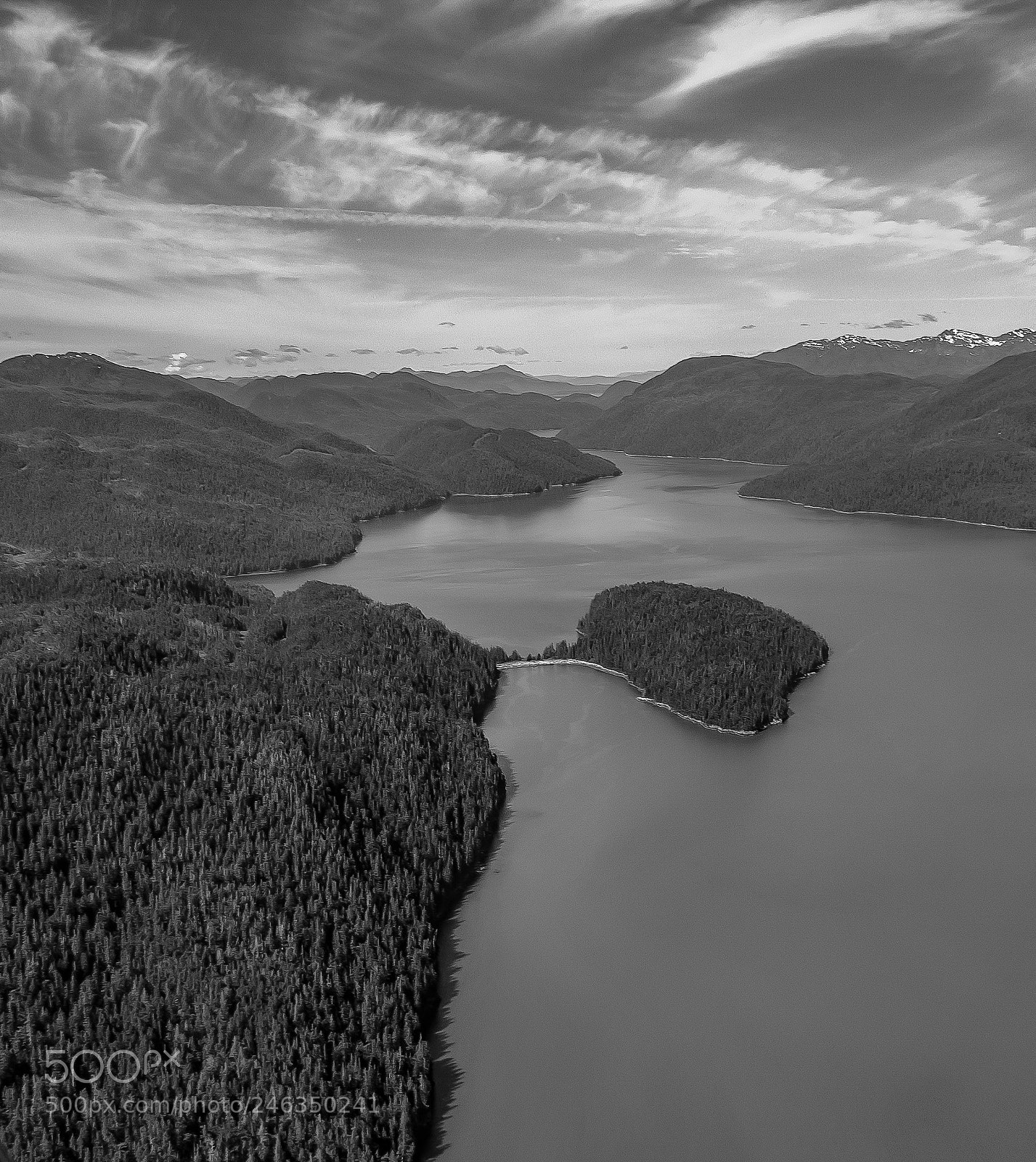 Canon PowerShot G1 X Mark II sample photo. Claude point in b photography