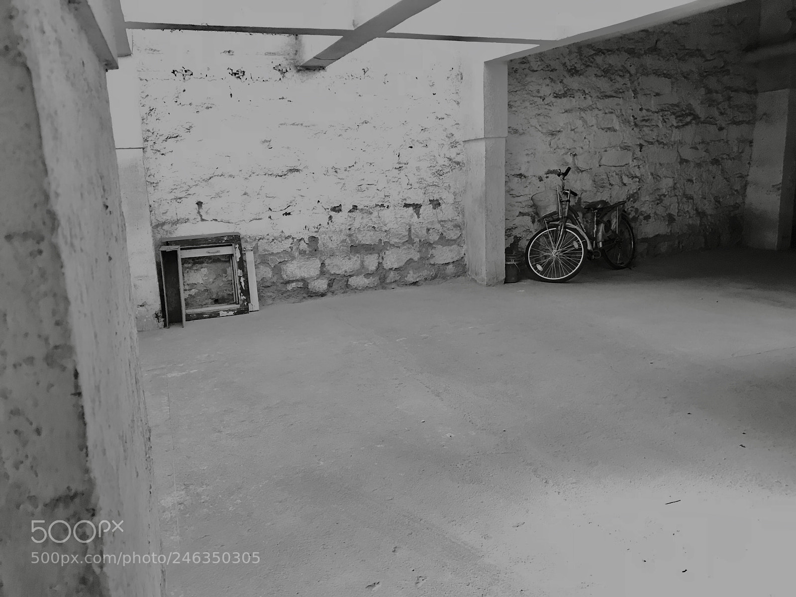 Apple iPhone 7 Plus sample photo. Lonely cycle photography