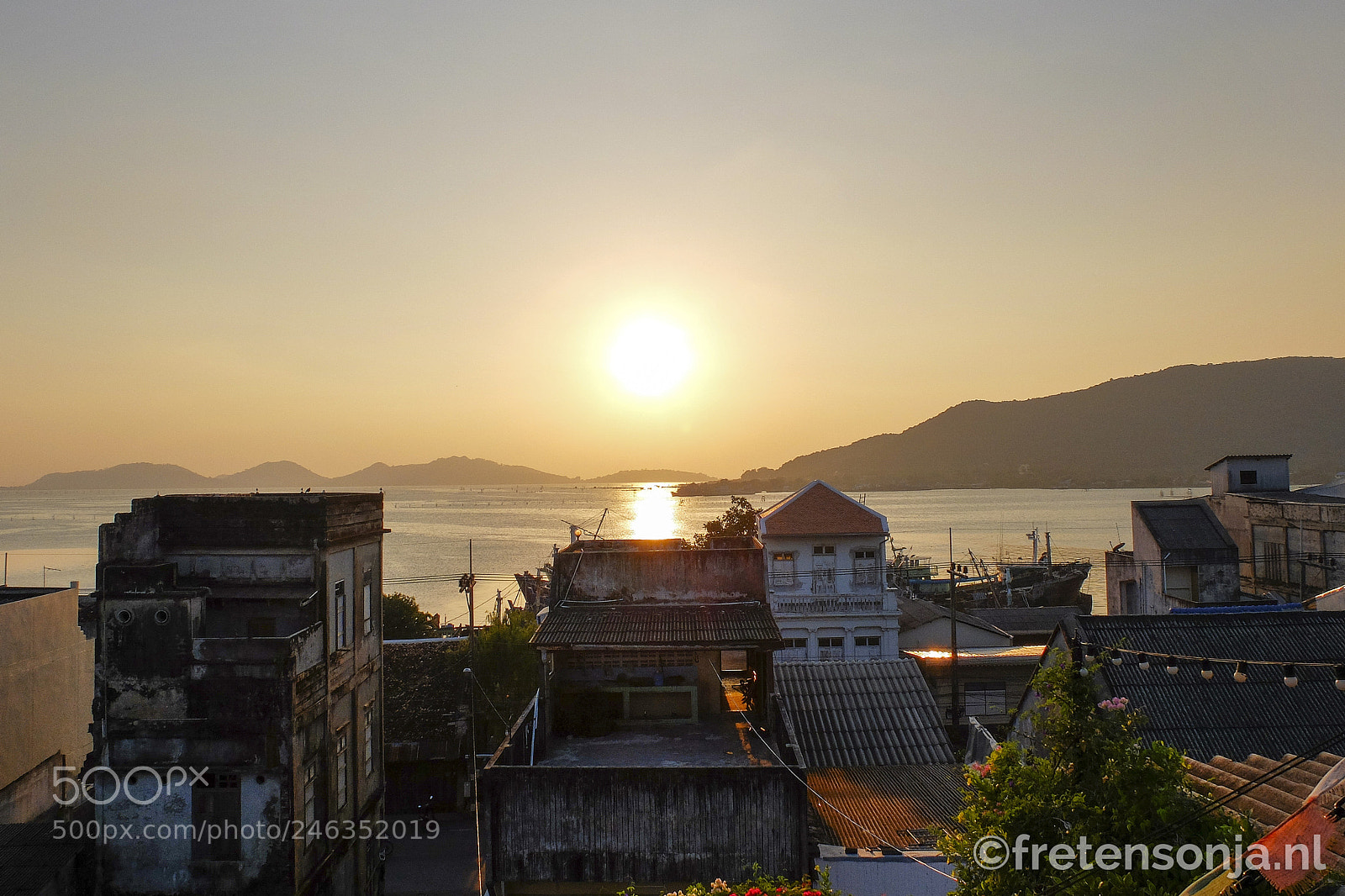 Fujifilm X30 sample photo. Sunset in songkhla photography