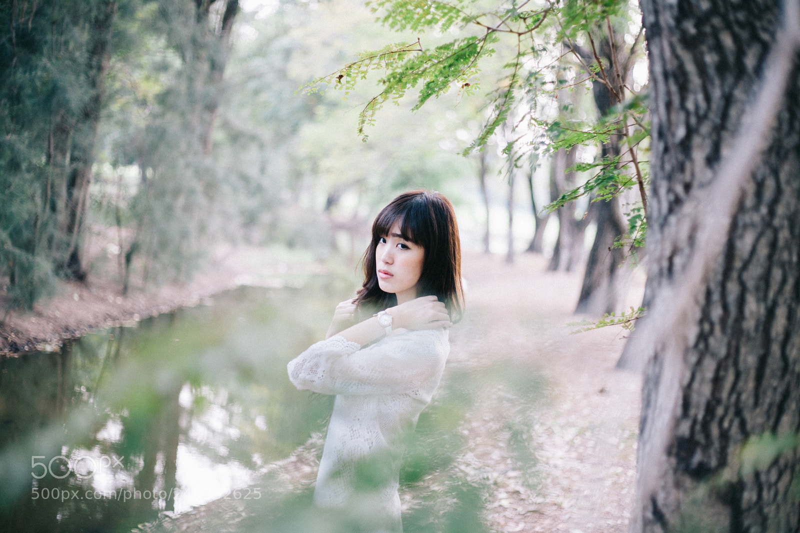 Canon EOS 5D sample photo. The beauty white skin photography