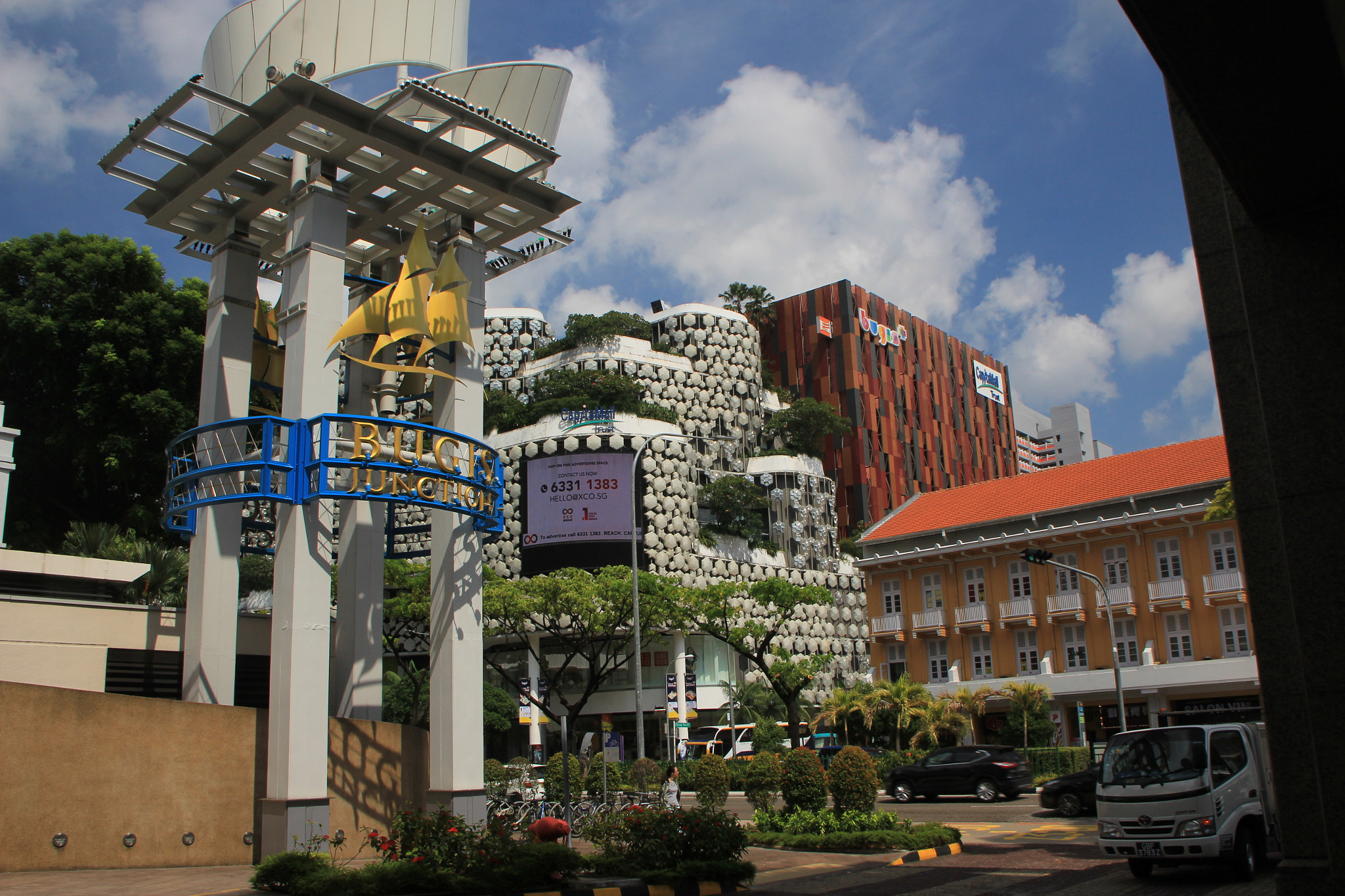 Canon EOS 60D sample photo. Singapore architecture photography