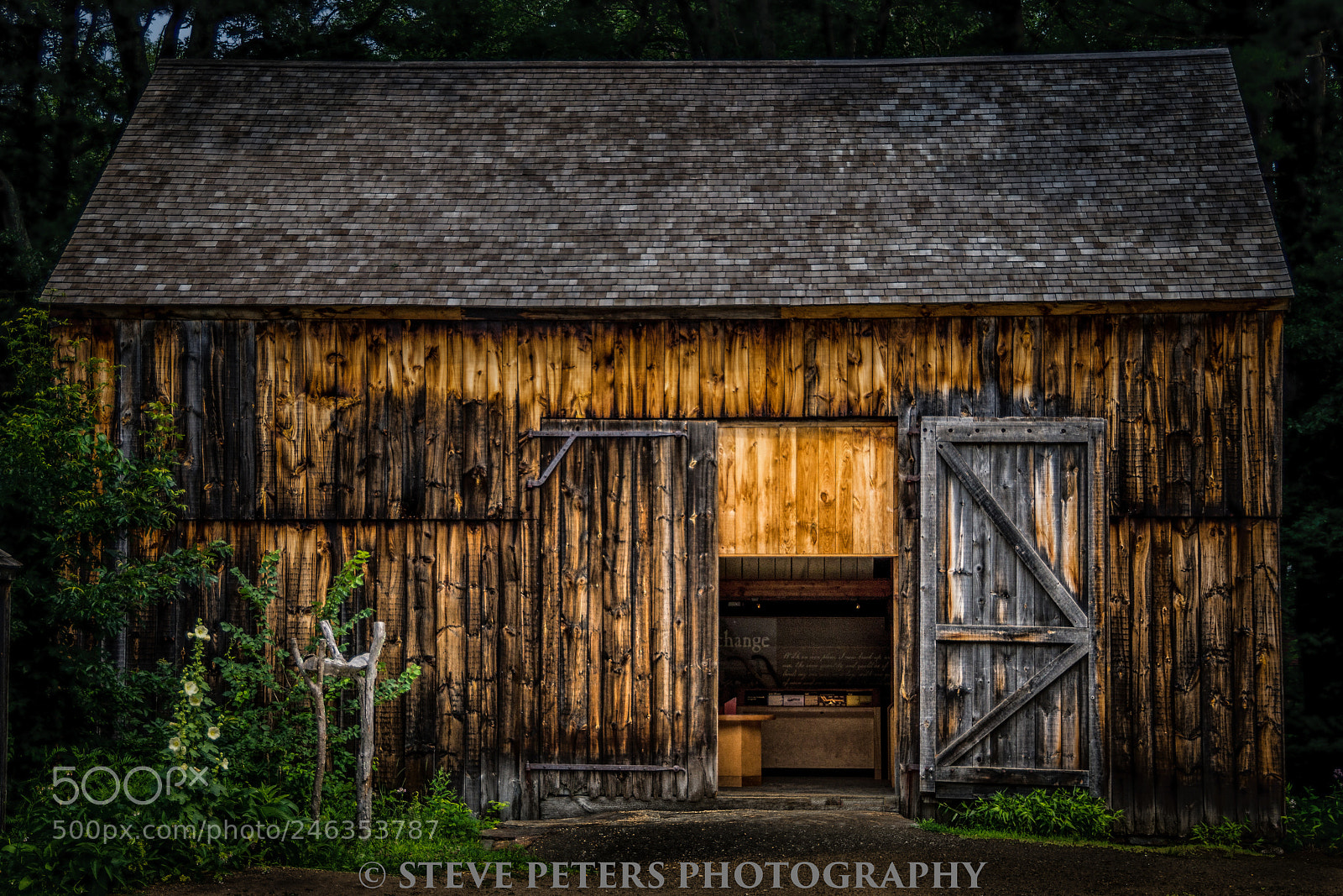 Sony SLT-A77 sample photo. Barn photography