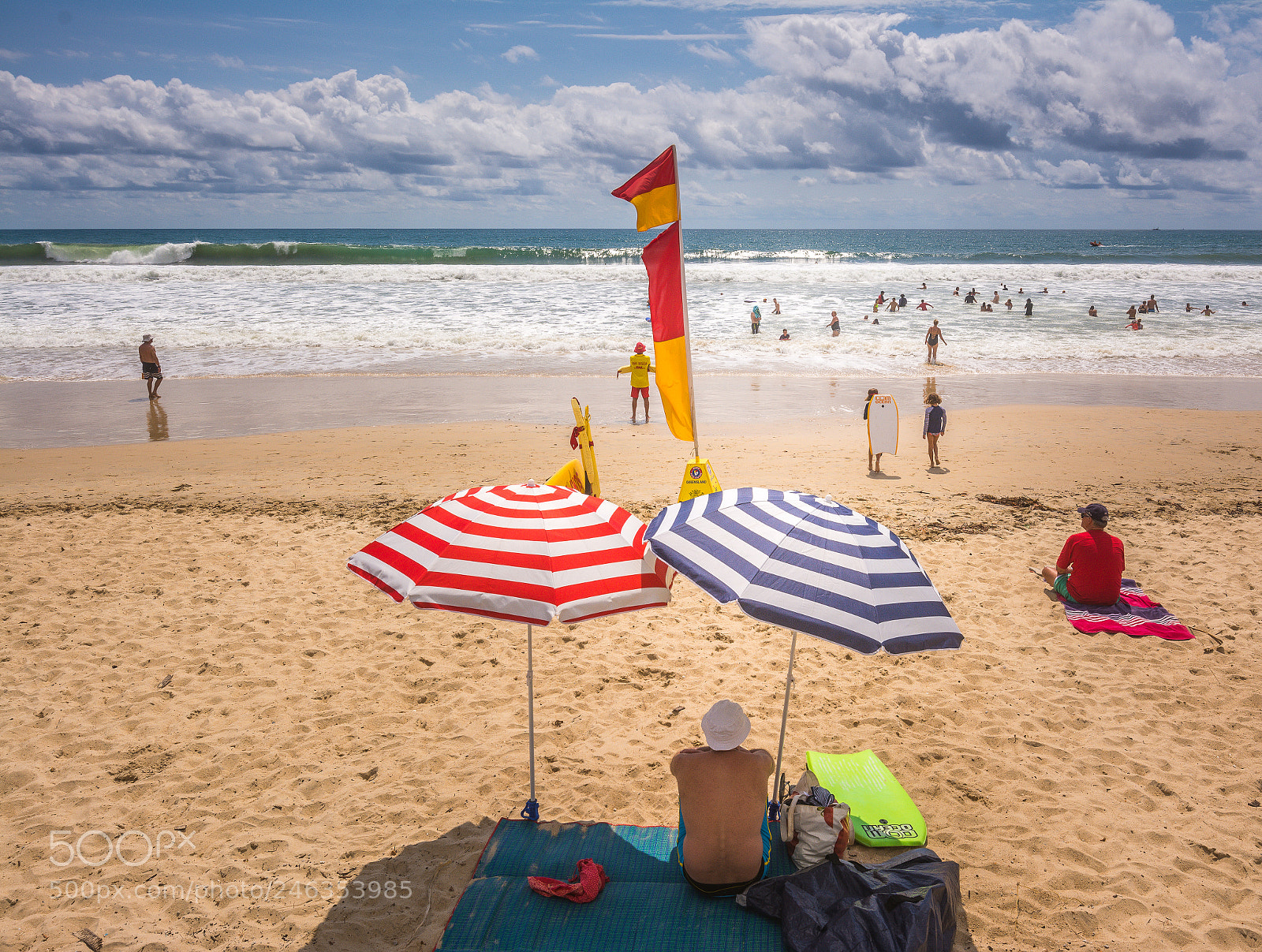 Nikon D7100 sample photo. Beach umbrellas & surf photography
