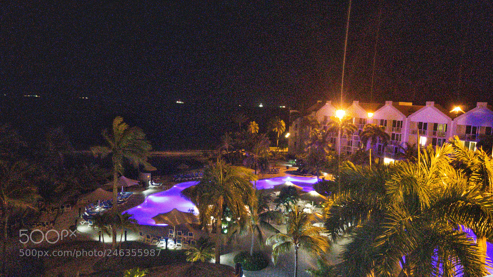 Samsung Galaxy Note5 sample photo. Over the roof view photography