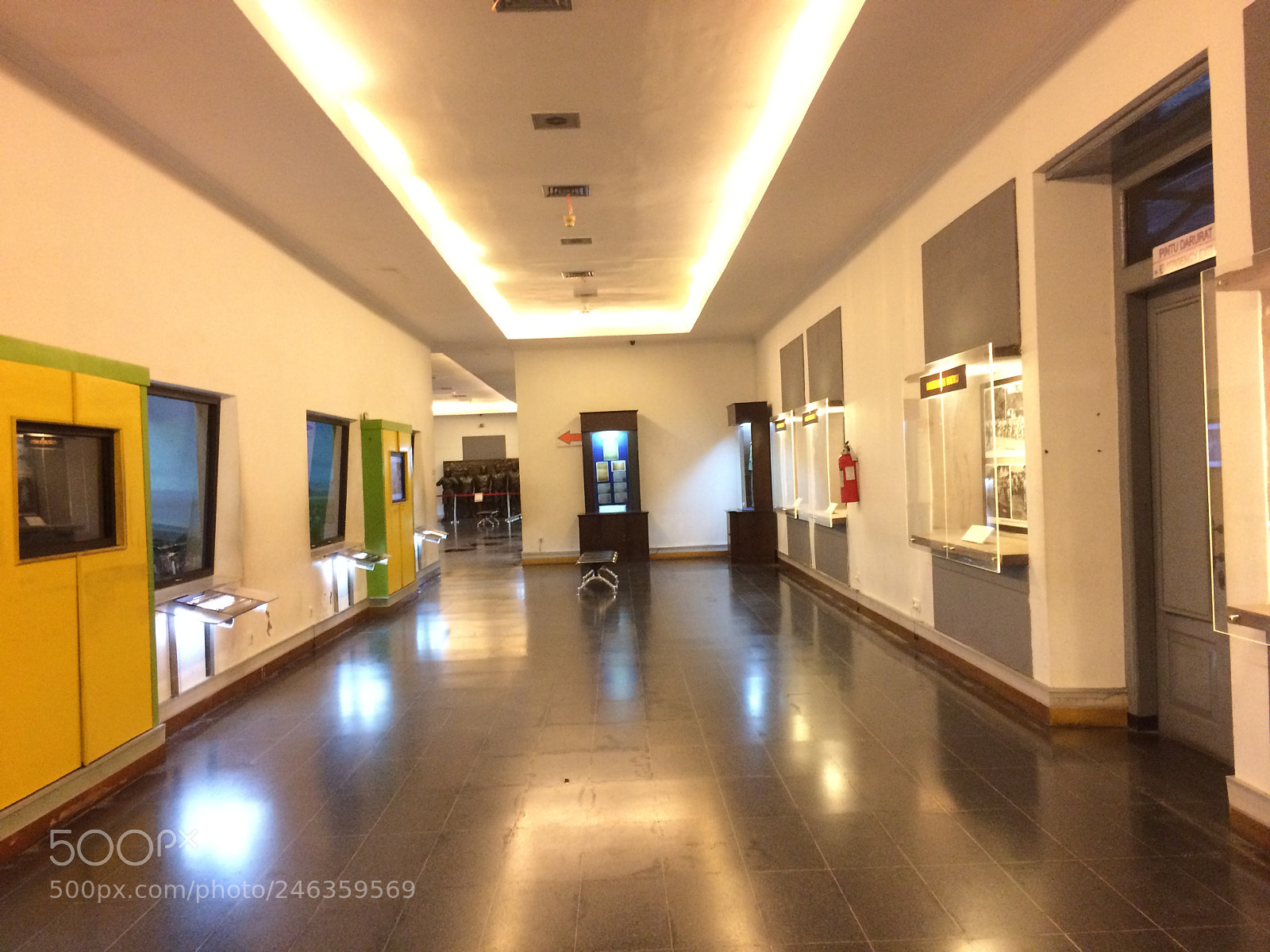 Apple iPhone 5s sample photo. ??vredeburg museum?? photography